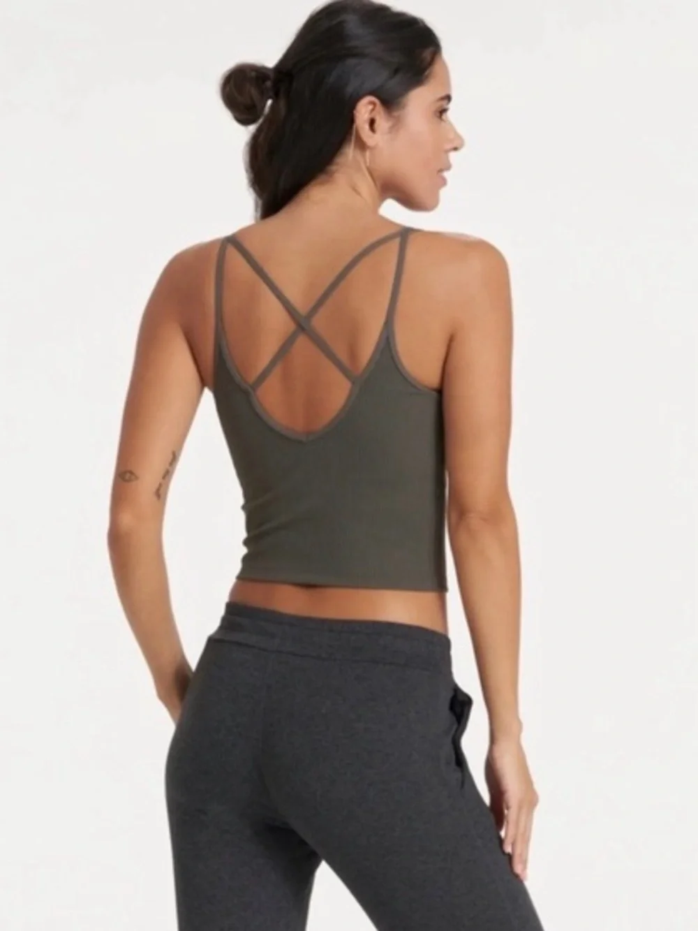 Vuori Ribbed Crop Tank Top - Oregano - Picture 2 of 9